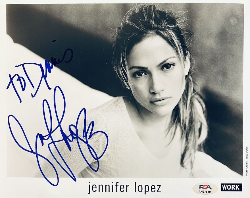 Jennifer Lopez signature