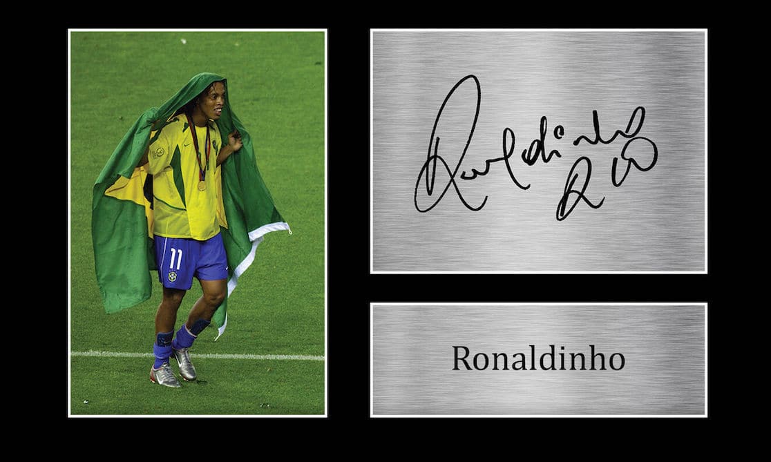 Ronaldinho Signature & Autograph