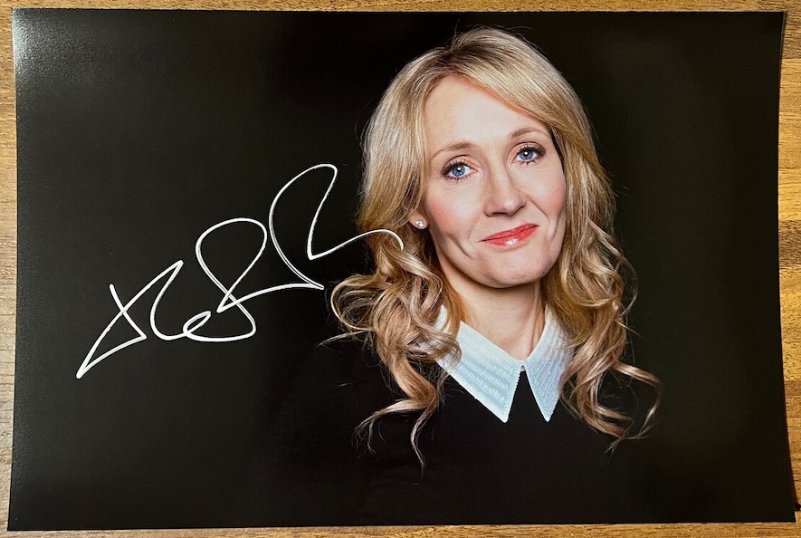 JK Rowling signature